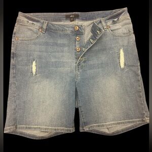 Women's Blue Denim Shorts, size 16, GUC